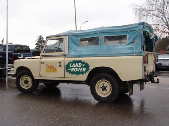 2 Door Wagon Softtop, 2.6L 6Cyl Gasoline Engine, 
 ..