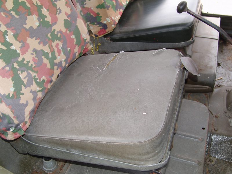 All original Swiss Army Jeep Tailgate, with soft  ..