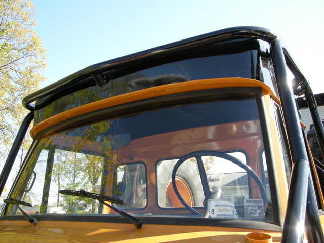 OM352 6 Cylinder DieselSix Forward Gears, Two Bac ..