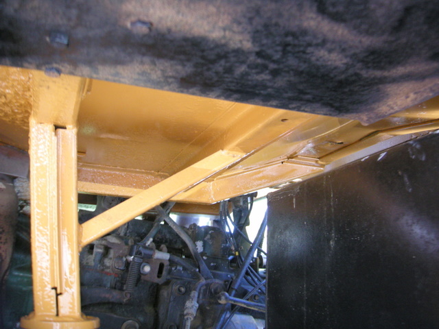 OM352 6 Cylinder DieselSix Forward Gears, Two Bac ..