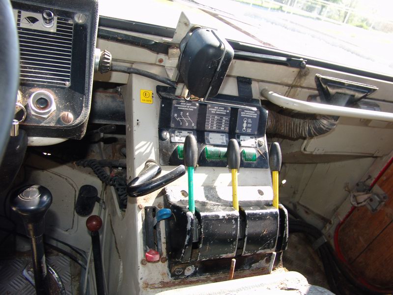 Hardcab, Tiltbed Front Hydraulic Connections with ..