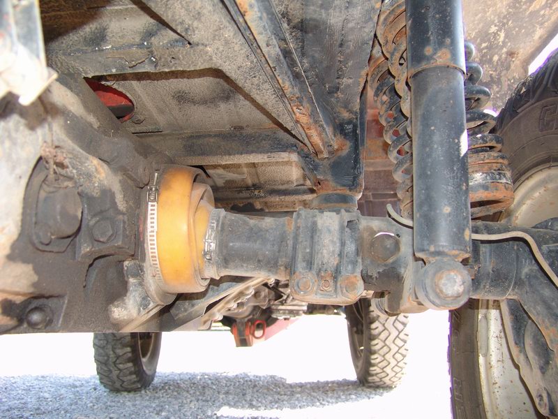 Hardcab, Tiltbed Front Hydraulic Connections with ..