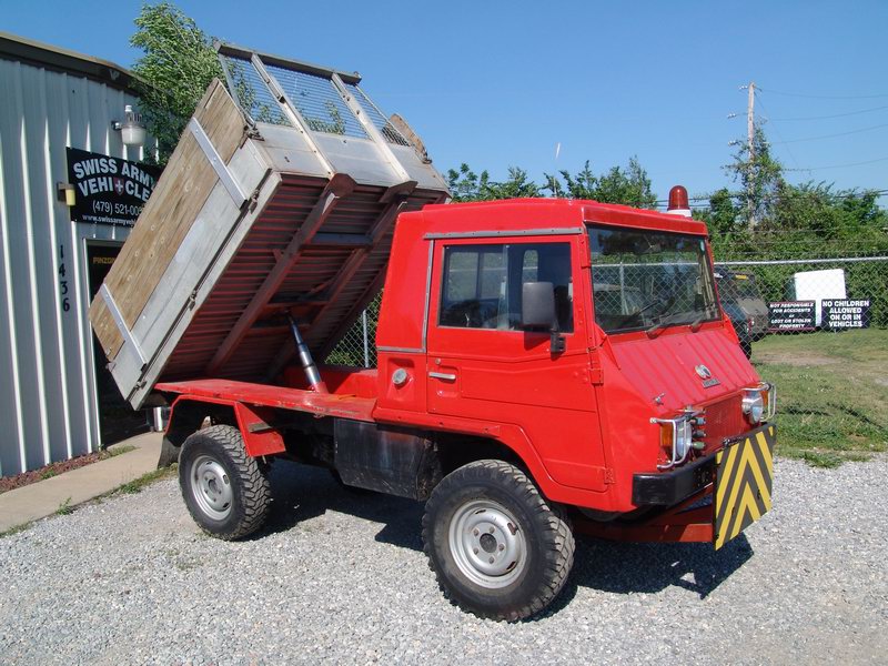 Hardcab, Tiltbed Front Hydraulic Connections with ..