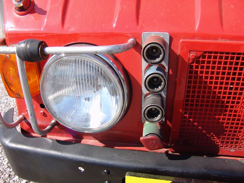 Hardcab, Tiltbed Front Hydraulic Connections with ..