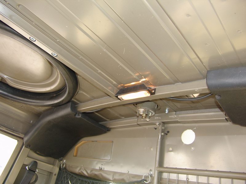 Austrian Army Radio Truck
Has been completley res ..