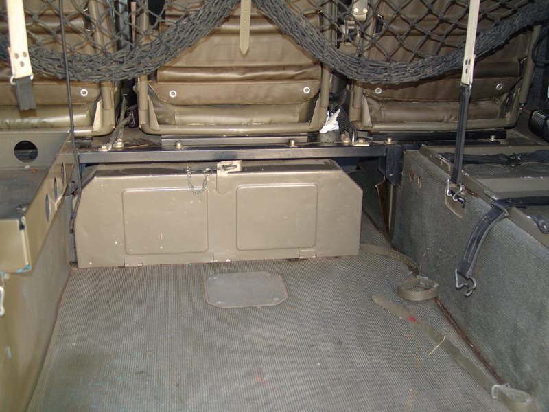 Austrian Army Radio Truck
Has been completley res ..