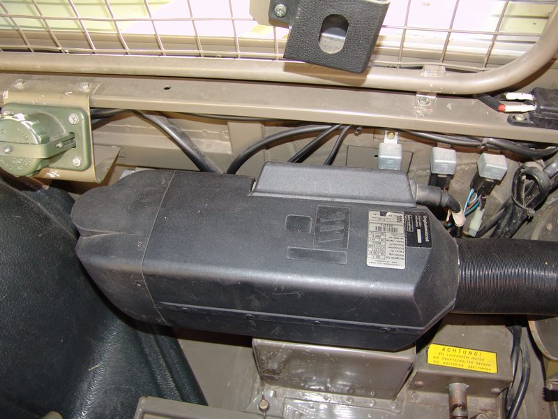 Austrian Army Radio Truck
Has been completley res ..
