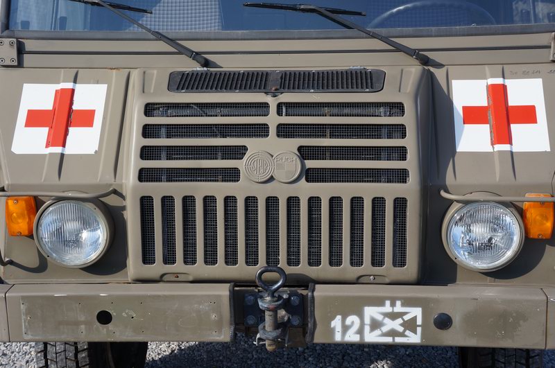 718 Ambulance from Austrian Army2.3L 6 Cyl Turbo  ..