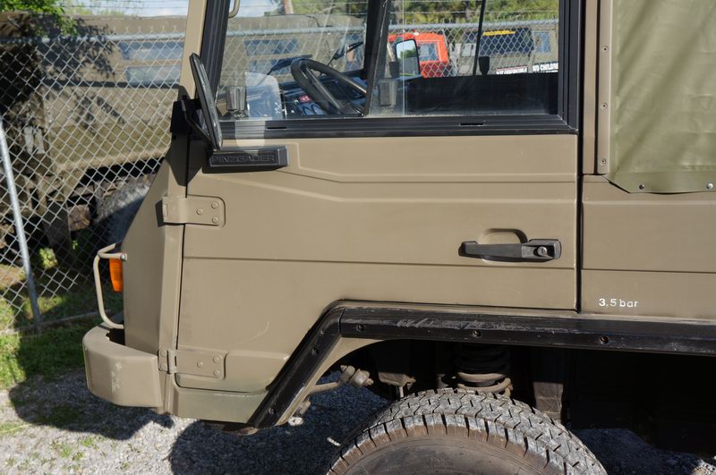 718 Ambulance from Austrian Army2.3L 6 Cyl Turbo  ..