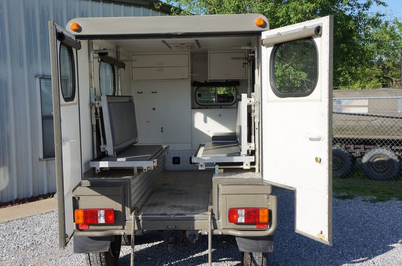 718 Ambulance from Austrian Army2.3L 6 Cyl Turbo  ..