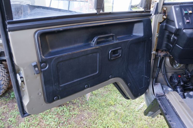 718 Ambulance from Austrian Army2.3L 6 Cyl Turbo  ..