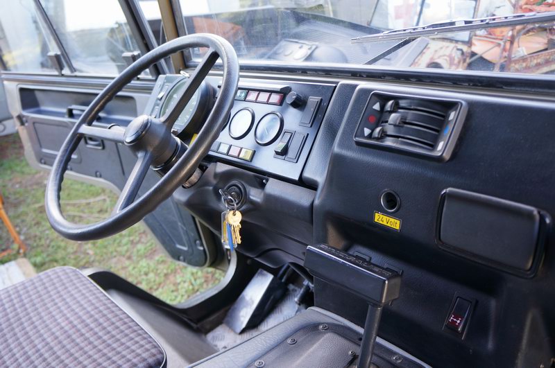 718 Ambulance from Austrian Army2.3L 6 Cyl Turbo  ..