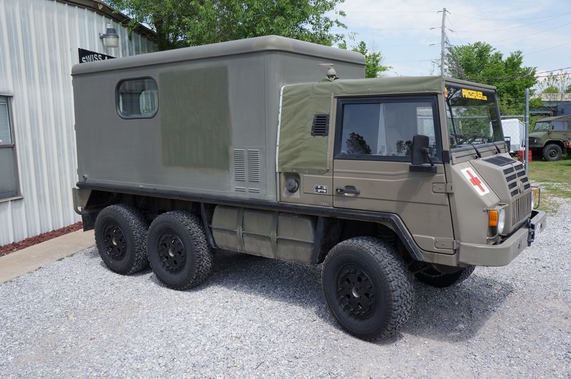 718 Ambulance from Austrian Army2.3L 6 Cyl Turbo  ..