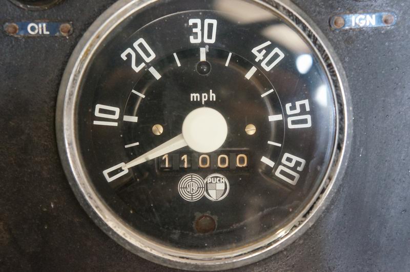 Very Rare offical US-Version 700AP 
Good overall o ..