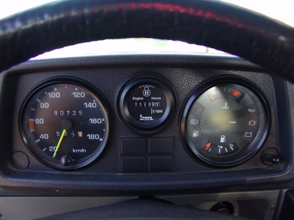 Rare short G-Wagon Hardtop with 300 Diesel

3.0L 5 ..