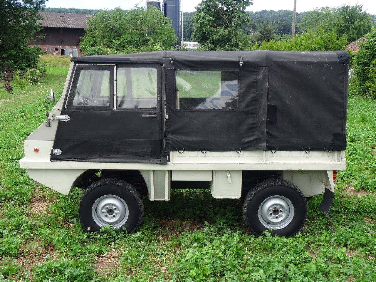 Rare Civilian Haflinger  Version II
Softtop with f ..