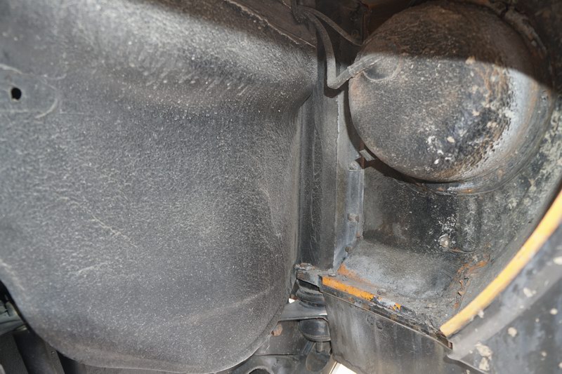 2 Door Hardtop LWB 300GD Worker
3.0L 5 Cyl Merced ..
