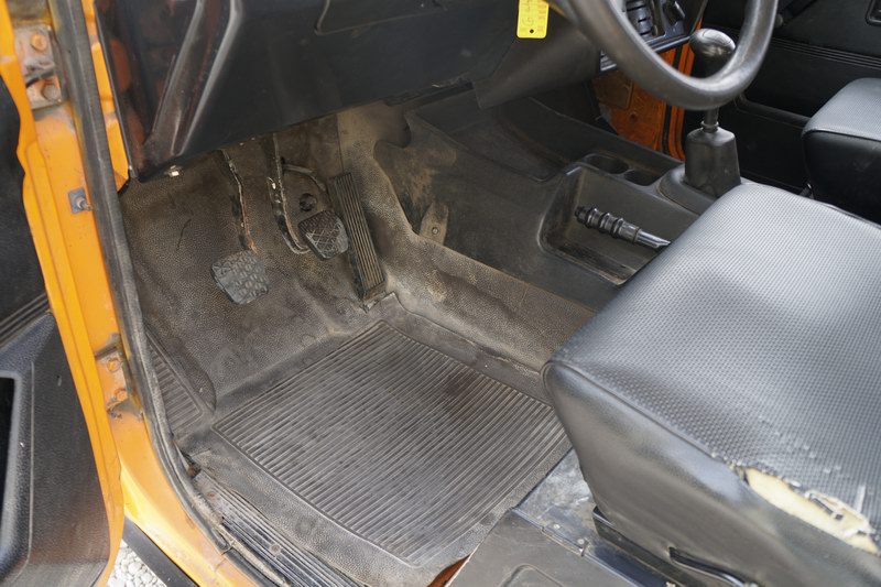 2 Door Hardtop LWB 300GD Worker
3.0L 5 Cyl Merced ..