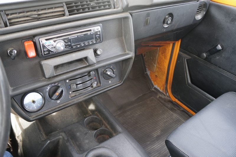2 Door Hardtop LWB 300GD Worker
3.0L 5 Cyl Merced ..