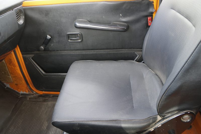 2 Door Hardtop LWB 300GD Worker
3.0L 5 Cyl Merced ..