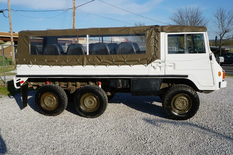 This is a 712m converted for a Tour operator
with ..