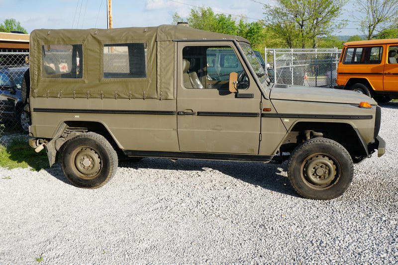 Original Swiss Army G Wagen. 
Interior, Seats, Top ..