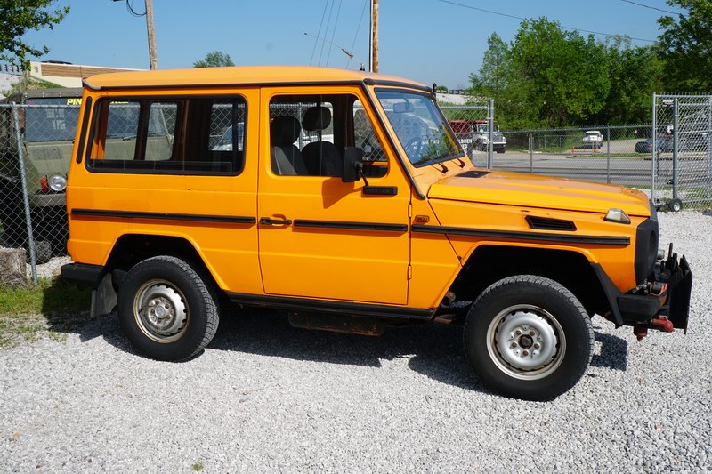 2 Door Hardtop SWB  
2.3 4 Cyl Mercedes Gasoline E ..