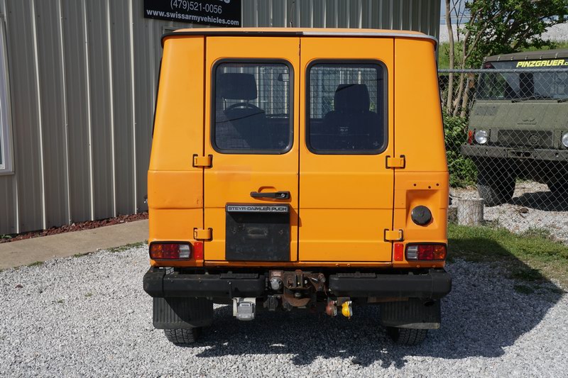 2 Door Hardtop SWB  
2.3 4 Cyl Mercedes Gasoline E ..