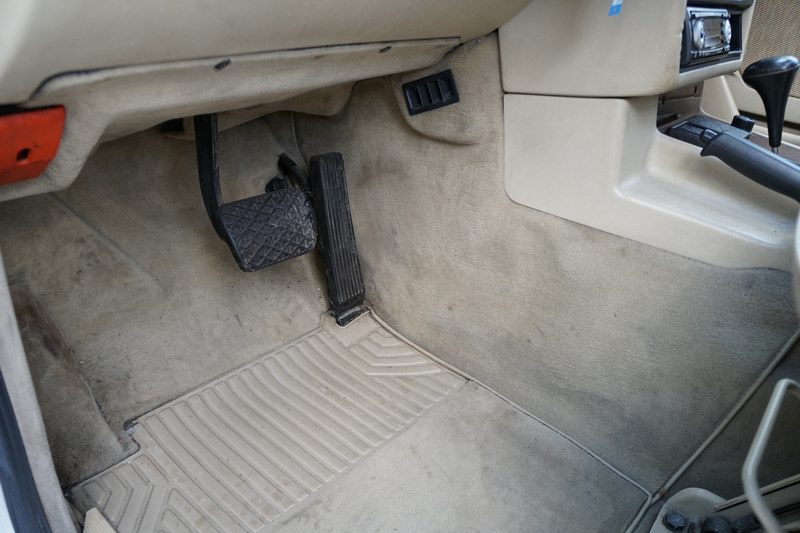 This is a 463 Model G Wagon  2 Door   Rare SWB Ver ..