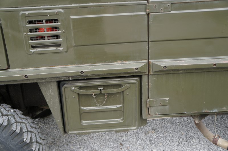 Great Condition all original Swiss Army Radio Truc ..