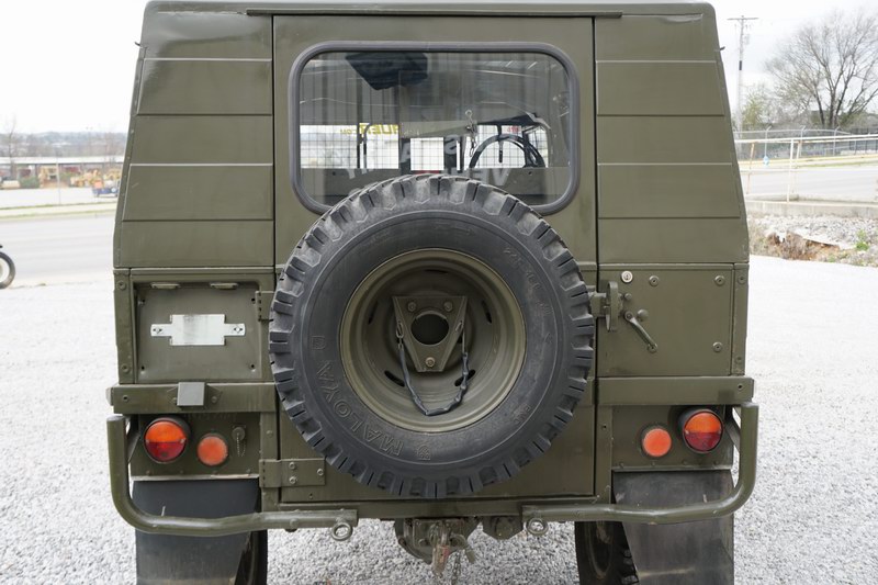 Great Condition all original Swiss Army Radio Truc ..