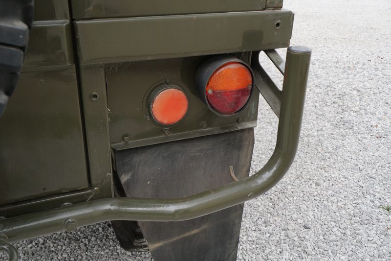 Great Condition all original Swiss Army Radio Truc ..