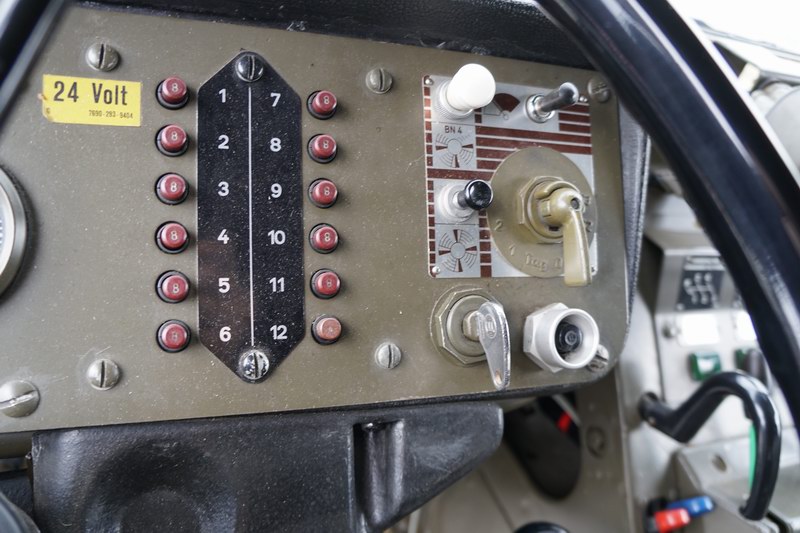 Great Condition all original Swiss Army Radio Truc ..