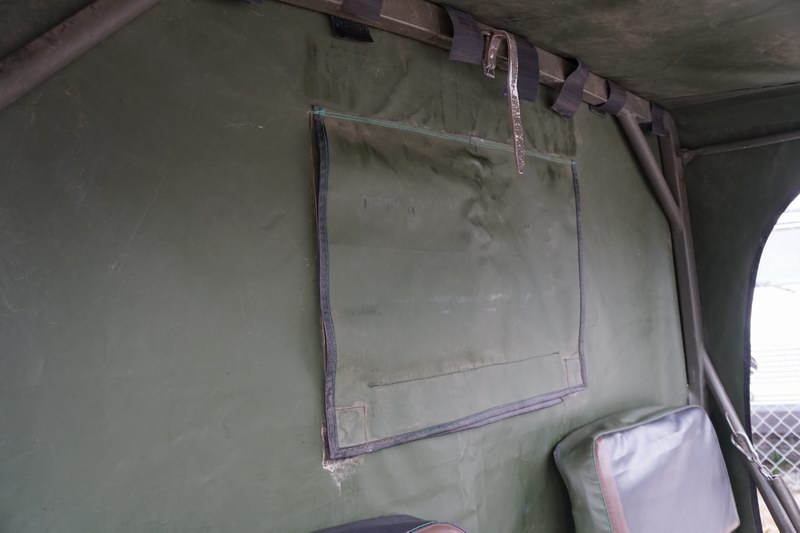 Swiss Army Haflinger in good overall condition. Wa ..