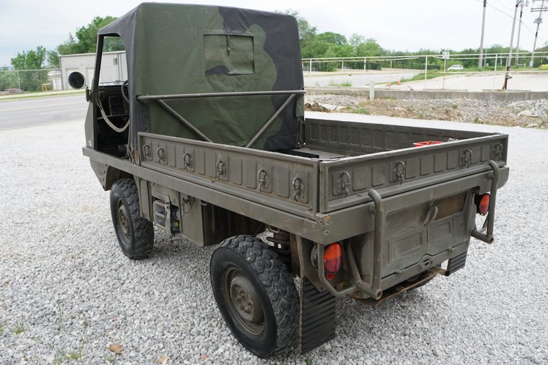 Swiss Army Haflinger in good overall condition. Wa ..