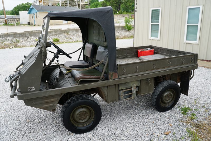 Swiss Army Haflinger in good overall condition. Wa ..