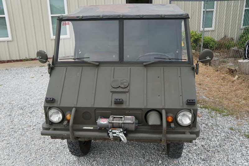 Swiss Army Haflinger in good overall condition. Wa ..