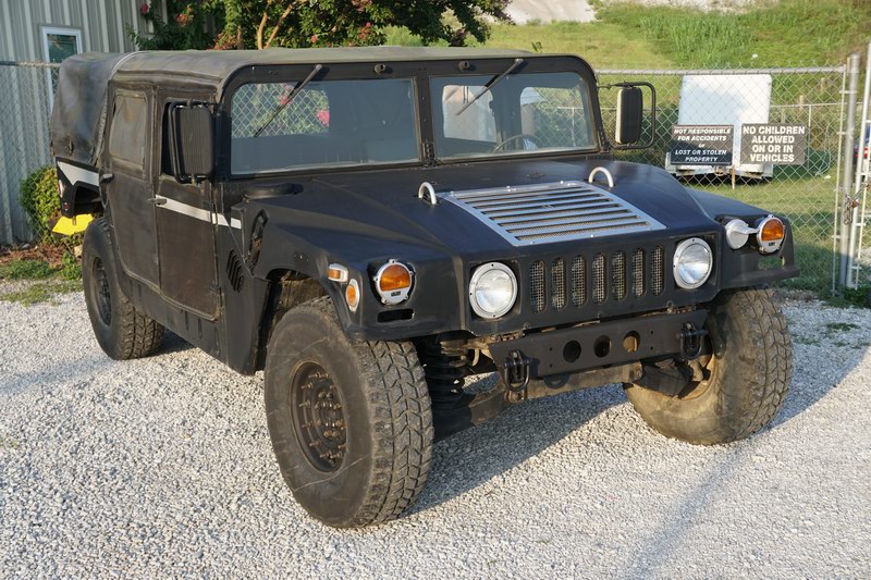 Humvee Hummer  M998