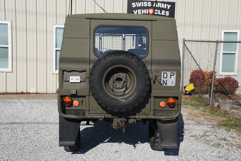 Great Condition all original Swiss Army Radio Truc ..
