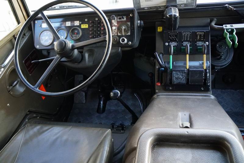 Great Condition all original Swiss Army Radio Truc ..