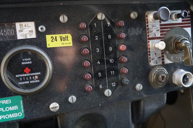 Great Condition all original Swiss Army Radio Truc ..