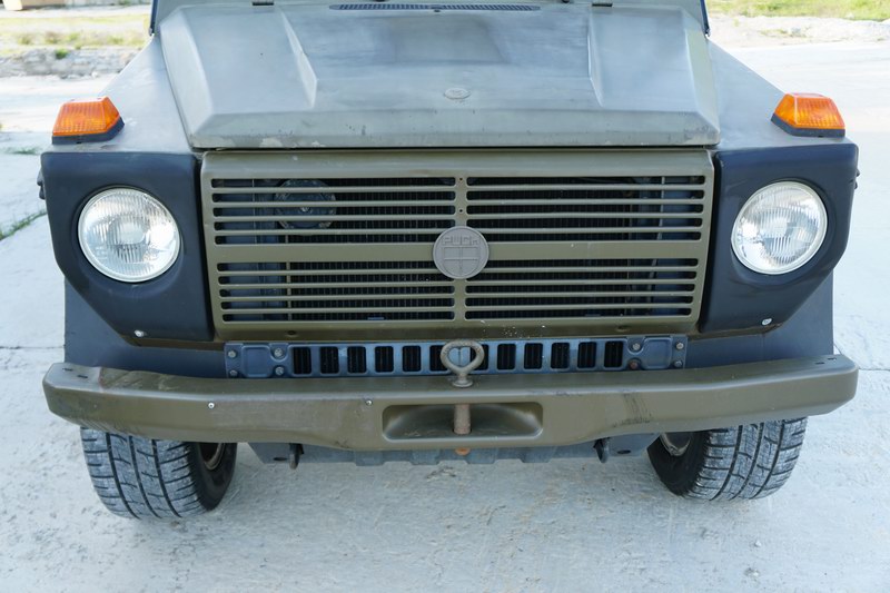 Original Swiss Army G Wagen. 2.3L 4 Cyl Gasoline F ..