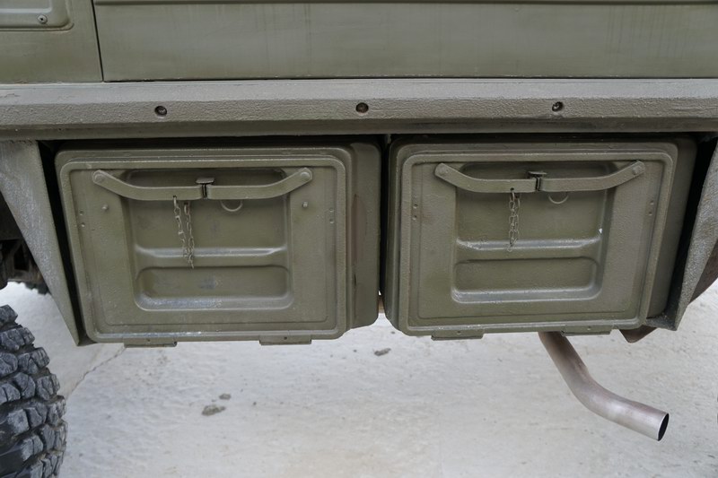 Swiss Army Troop Carrier with 4 rear seats. Good o ..