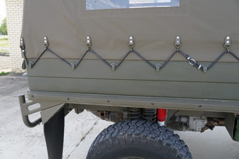 Swiss Army Troop Carrier with 4 rear seats. Good o ..