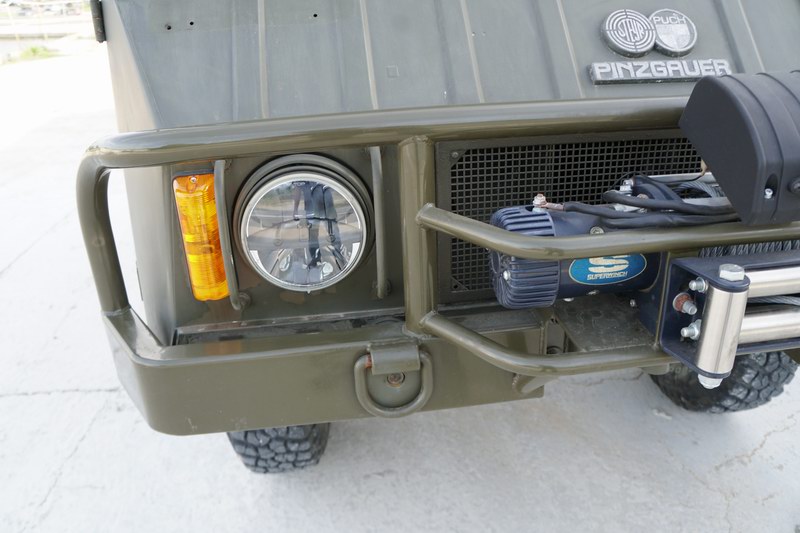 Swiss Army Troop Carrier with 4 rear seats. Good o ..