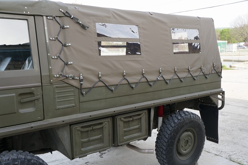 Swiss Army Troop Carrier with 4 rear seats. Good o ..