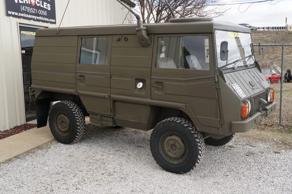 Great Condition all original Swiss Army Radio Truc ..