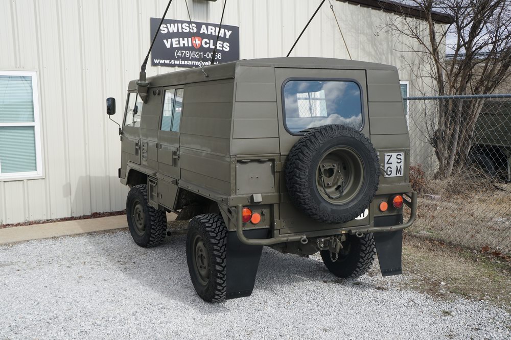 Great Condition all original Swiss Army Radio Truc ..