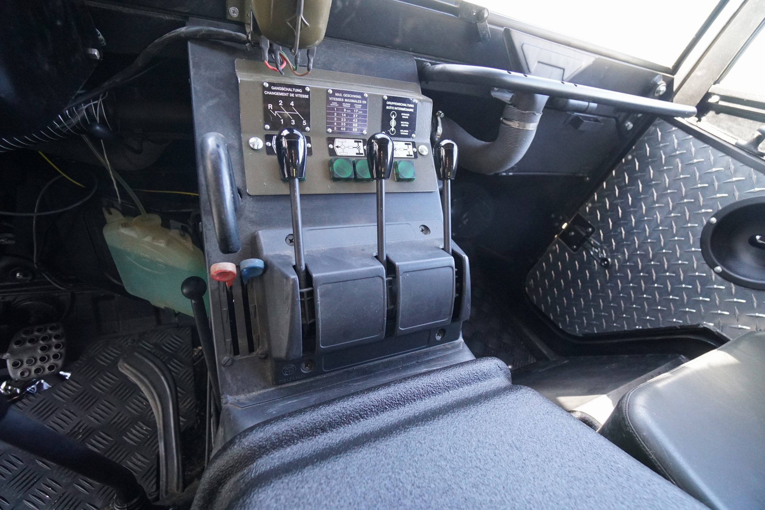Troop Carrier in Black very nice condition 
Clean ..