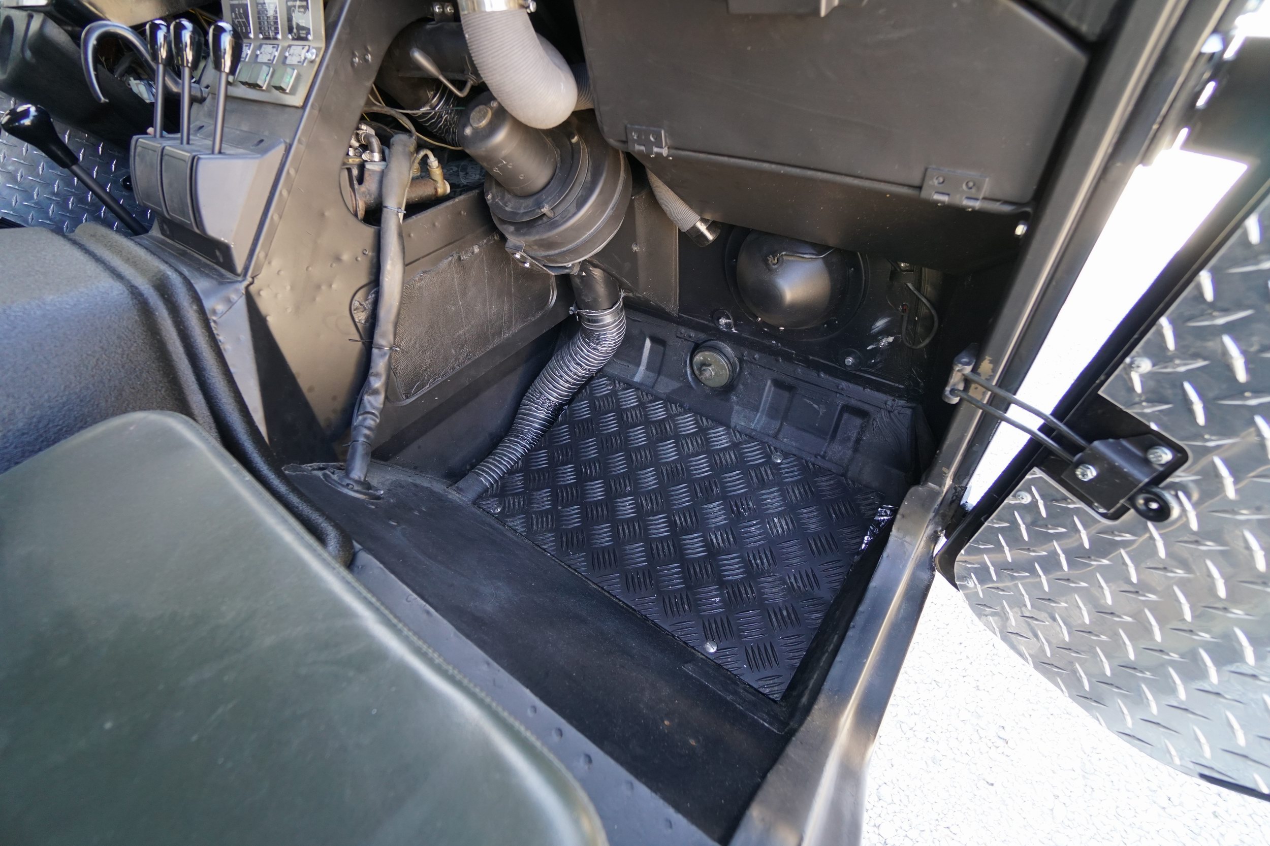 Troop Carrier in Black very nice condition 
Clean ..